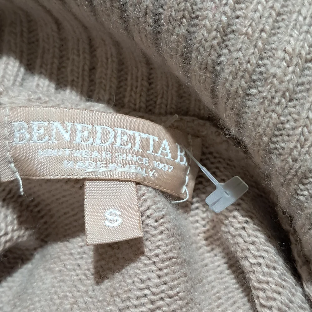 Wool & Cashmere BENEDETTA B. Italy Relaxed Cowl Neck   Sweater - Small - Picture 5 of 11